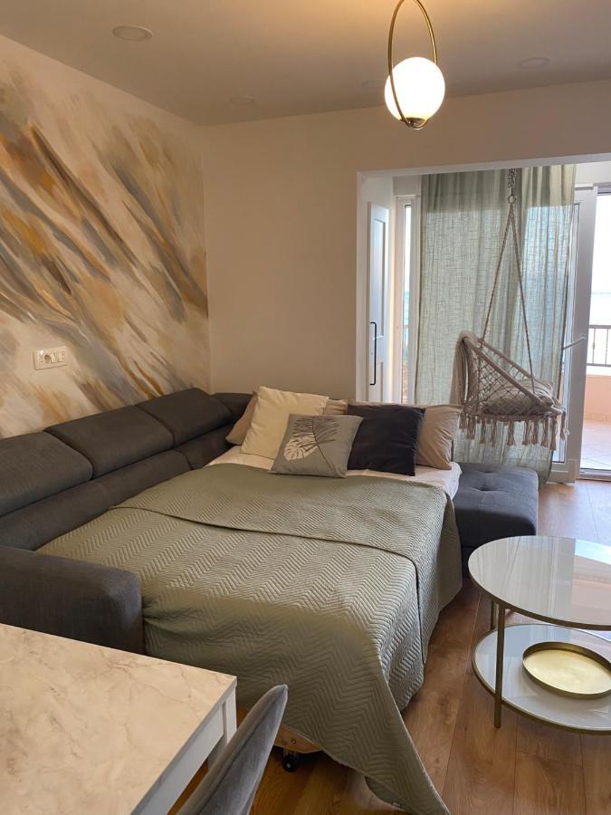 Apartments Niko, Near Beach, Free Parking, Wi-Fi Tučepi エクステリア 写真
